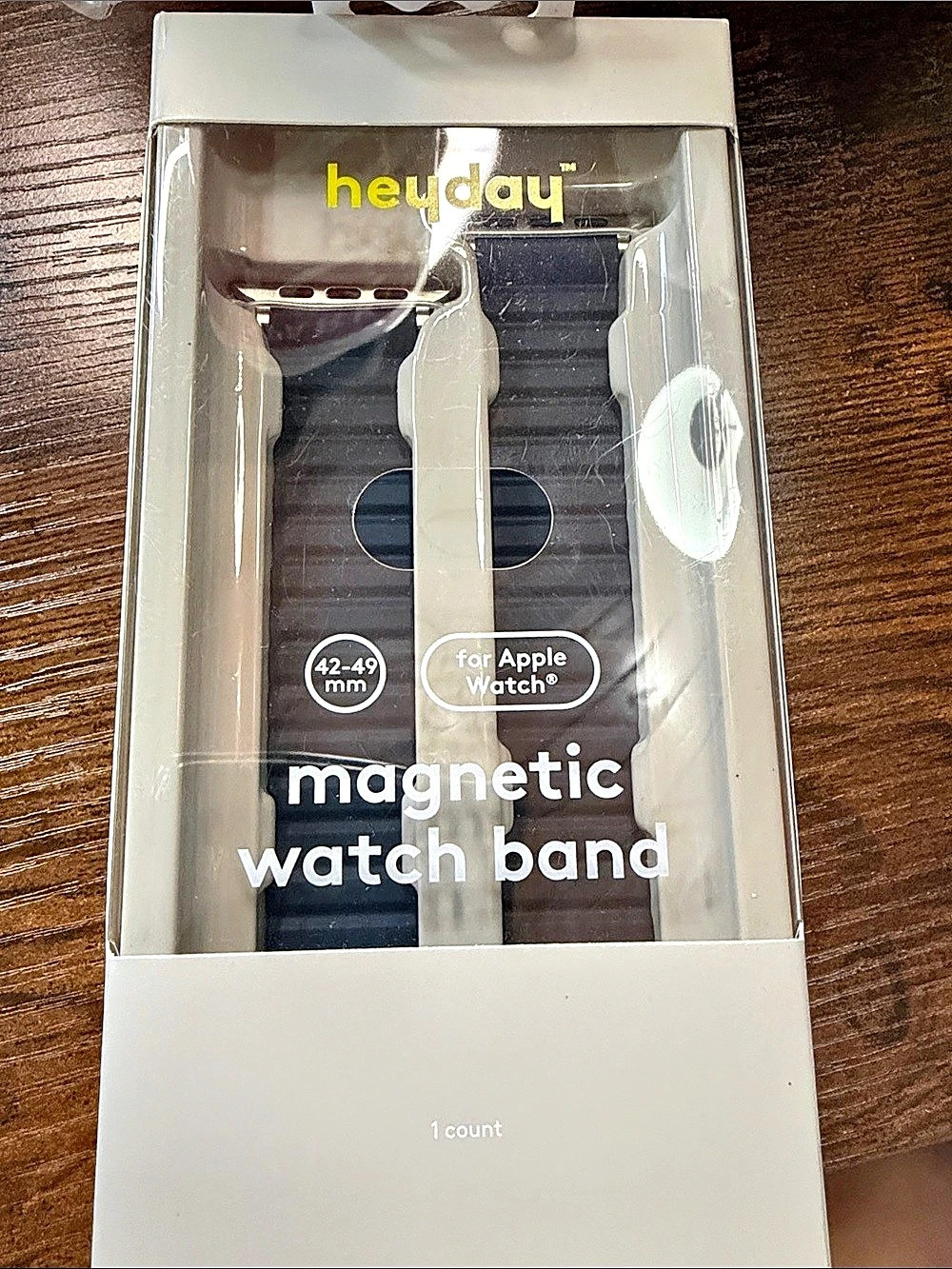 heyday Magnetic Watch Band Black & White NWT for Apple Watch